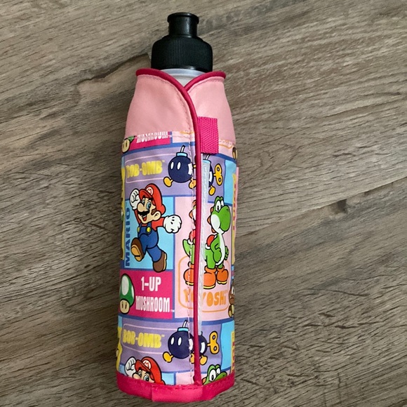 Nintendo Super Mario Rare Water Bottle Cooler 2011 NWOT 16 oz - Picture 2 of 4